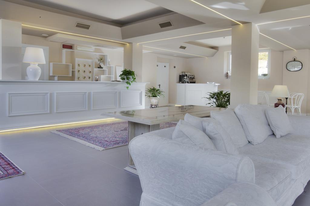 Relais Le Felci Executive Suite Spa Fiuggi Exterior foto
